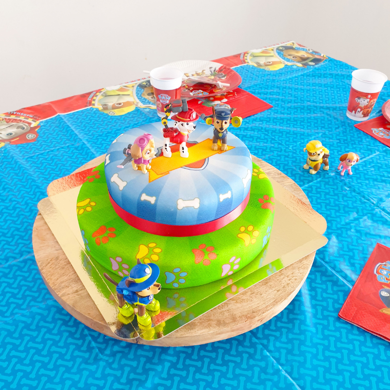 PAW Patrol® på tvåvåningstårta