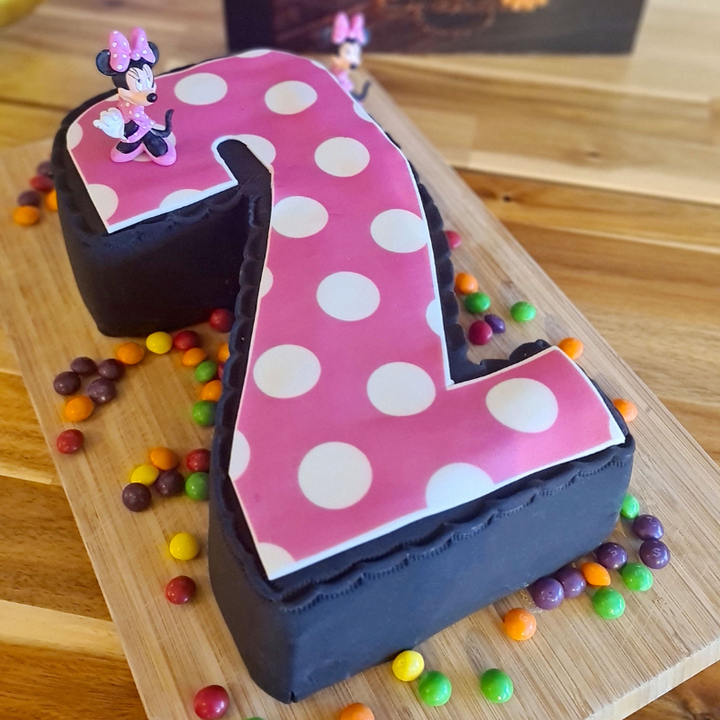 Mimmi Pigg® på siffertårta