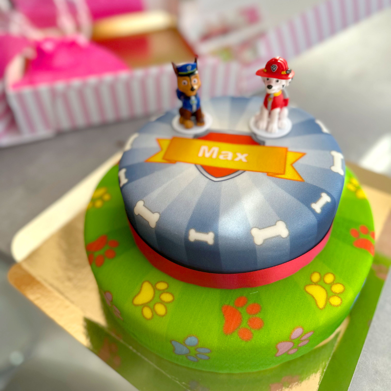 PAW Patrol® på tvåvåningstårta