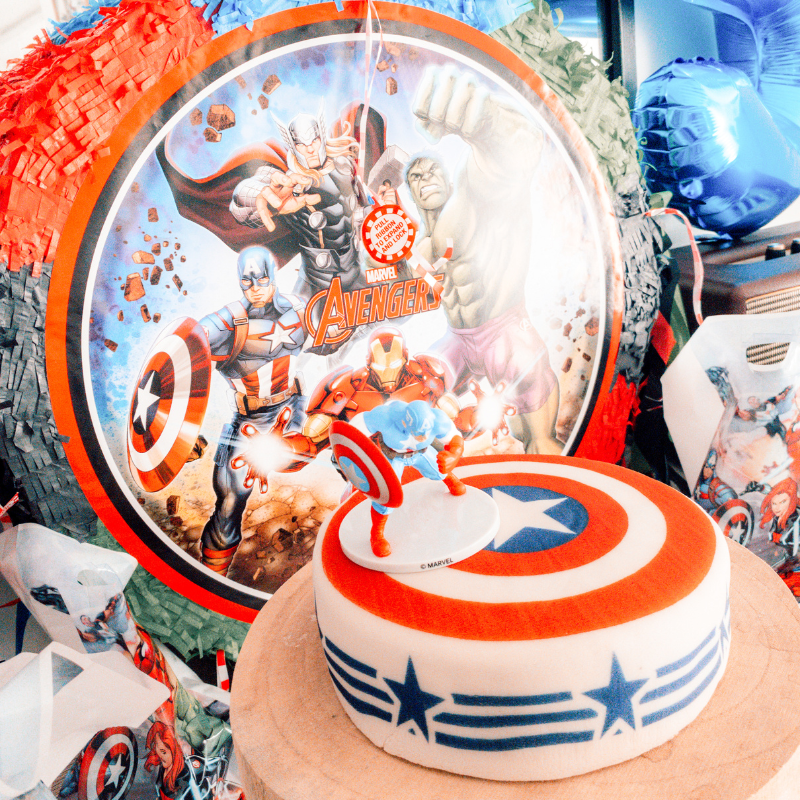 Captain America® på Stars-and-Stripestårta