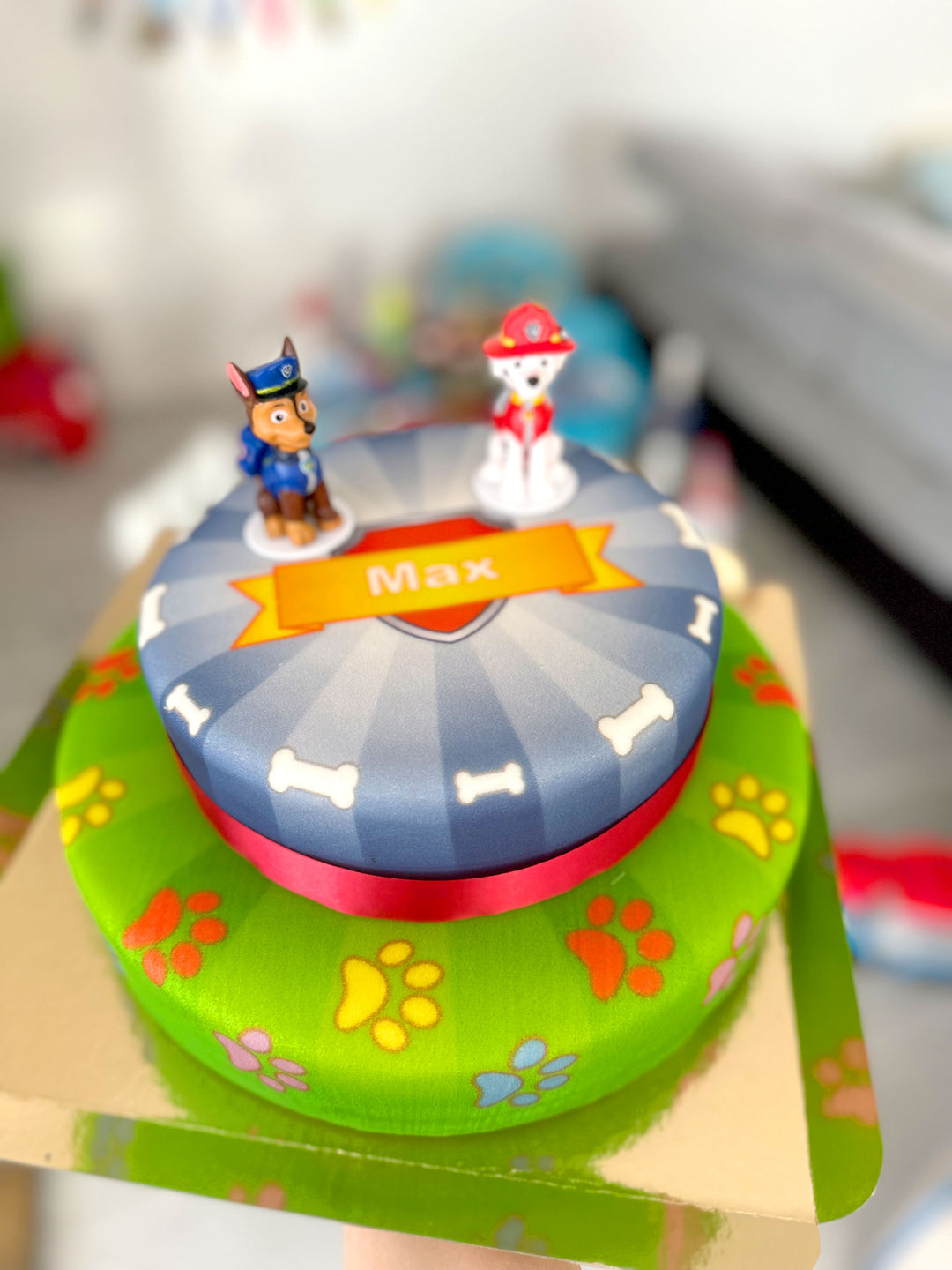 PAW Patrol® på tvåvåningstårta