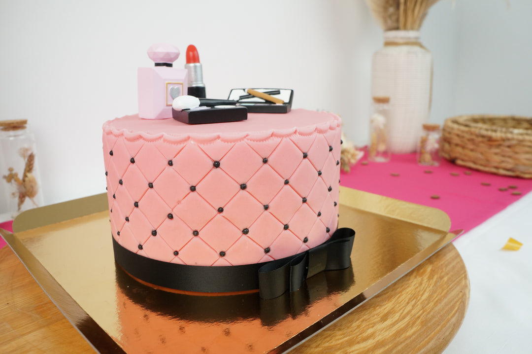 Deluxe Make-Up Tårta med svart band