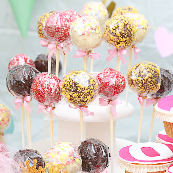 Cake-Pops med Apelsin- & Jordgubbstopping (12 st)