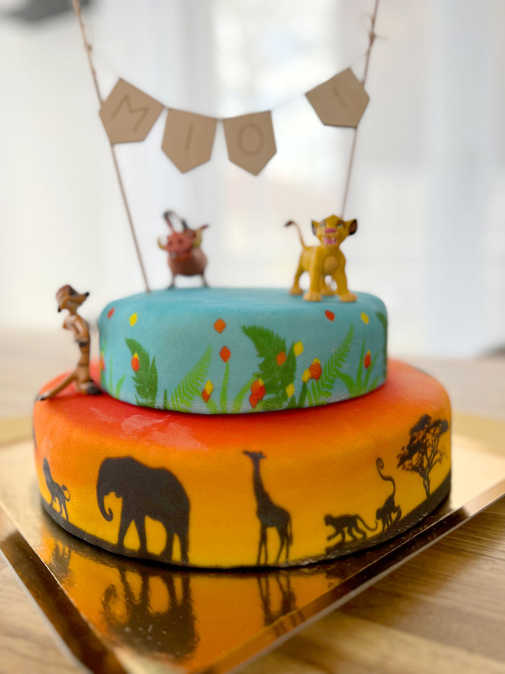 Simba®, Timon & Pumba® på tvåvånings savann-tårta