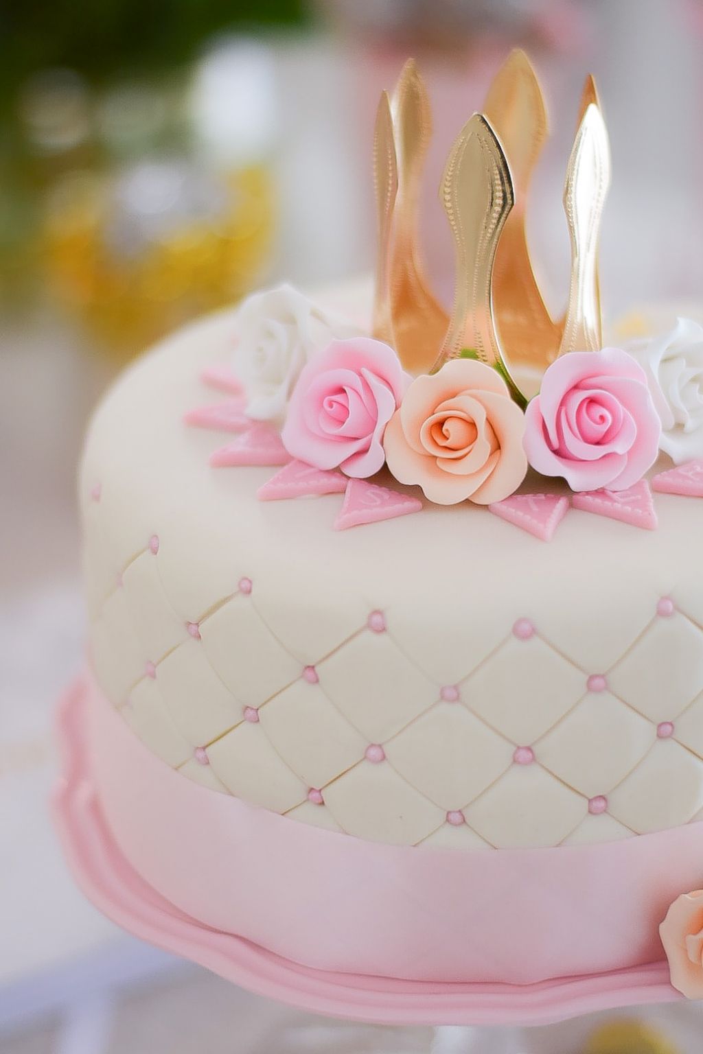 Happy Birthday Deluxetårta, rosa